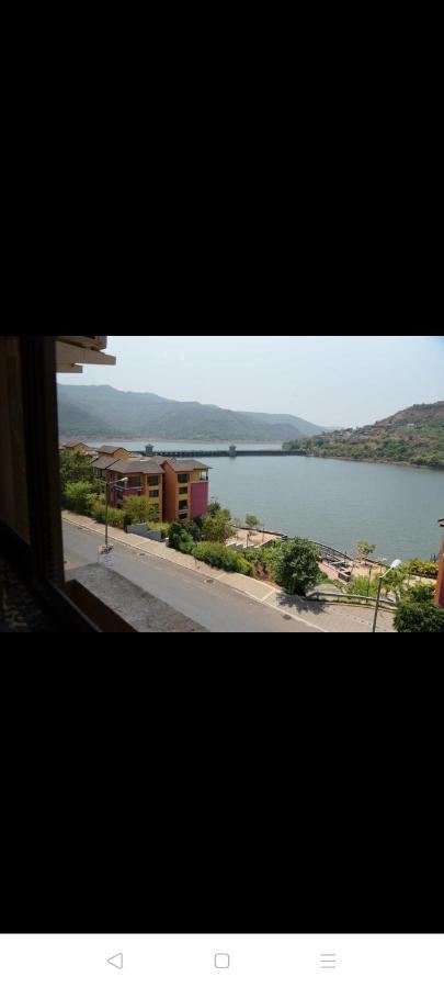 2Bhk Lake View Apartment Lavasa Exterior foto